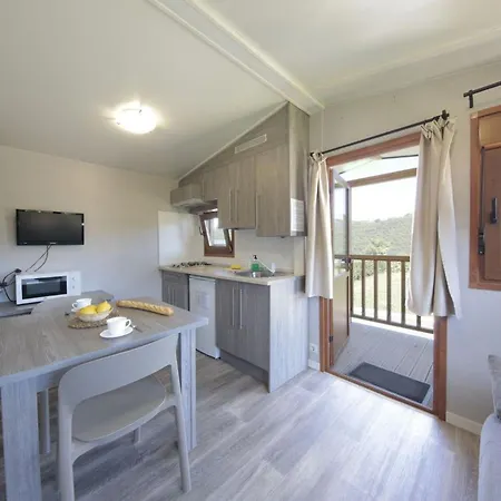 Avec Terrasse A Pour 3 Pers. - Api-1-52-1845 *