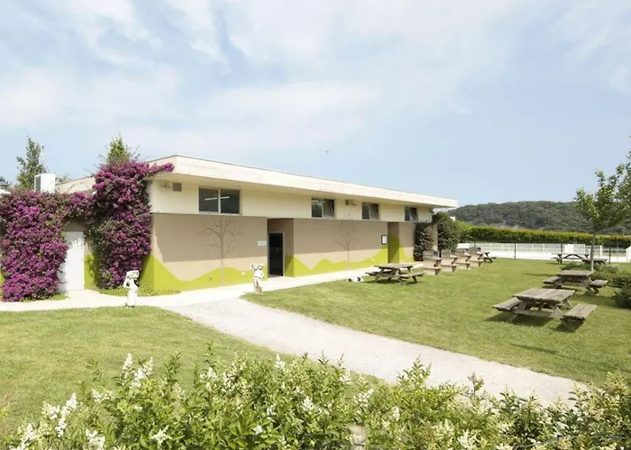 Avec Terrasse A Pour 3 Pers. - Api-1-52-1845 Camping *